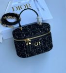 Dior purse